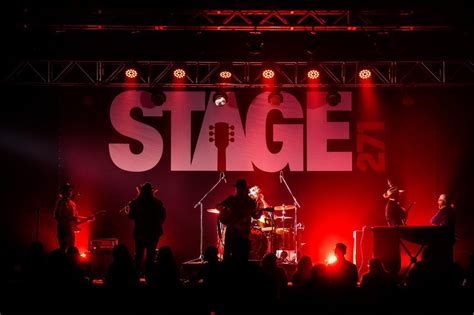Stage 271 .